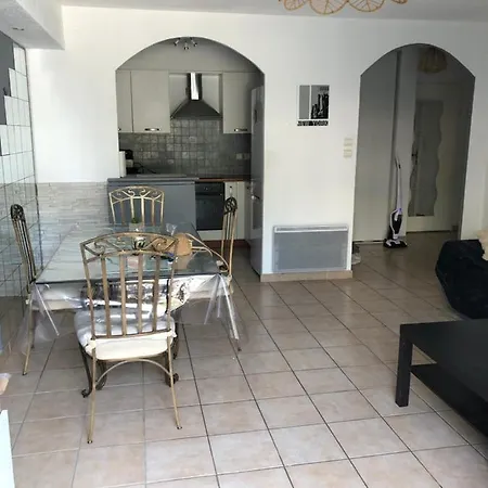 T2 Proche De La Apartment