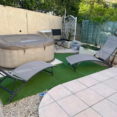 Apartment T2 Proche De La Sausset-les-Pins